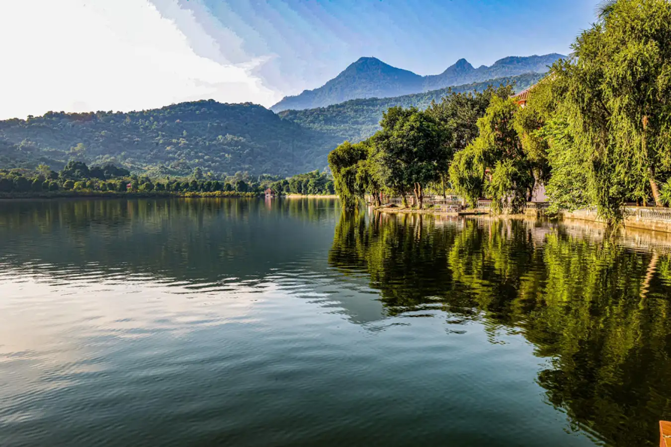 What Are the Tourist Attractions in Ba Vi – Hanoi? A Review of Ba Vi Tourist Spots