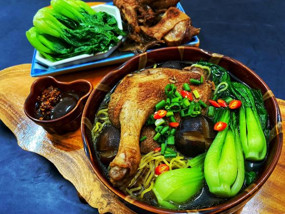 Braised Duck Noodles